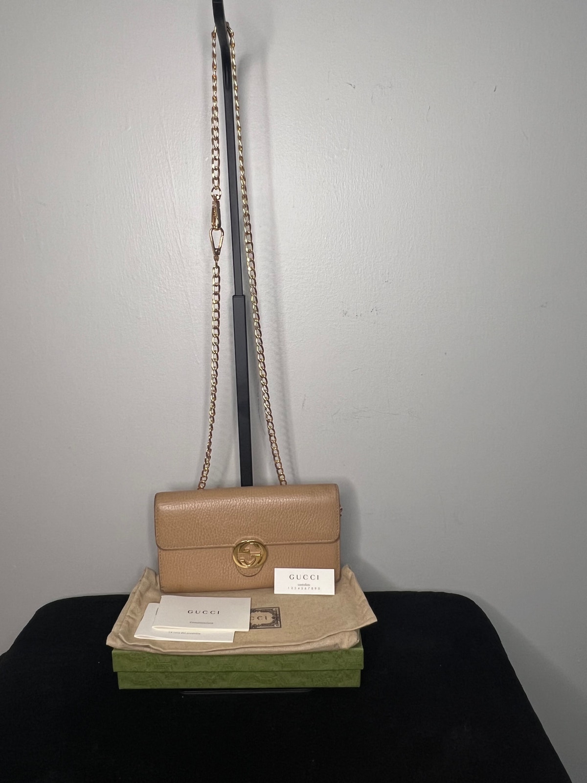 Authentic Gucci Beige Pebbled Leather Gg Continental Wallet Box Dust Bag